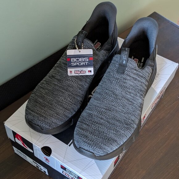 Men's Skechers Slip-ons - Picture 2 of 3